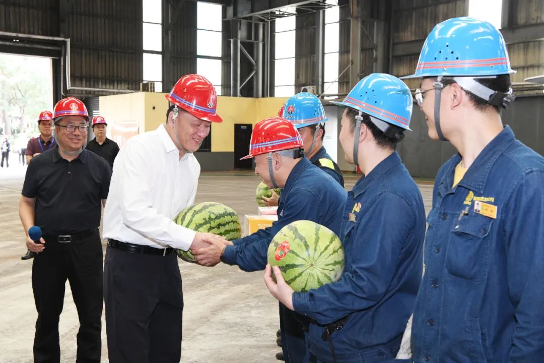 陜西省縣（區）產業工人隊伍建設改革現場觀摩團走進陜鋼集團龍鋼公司